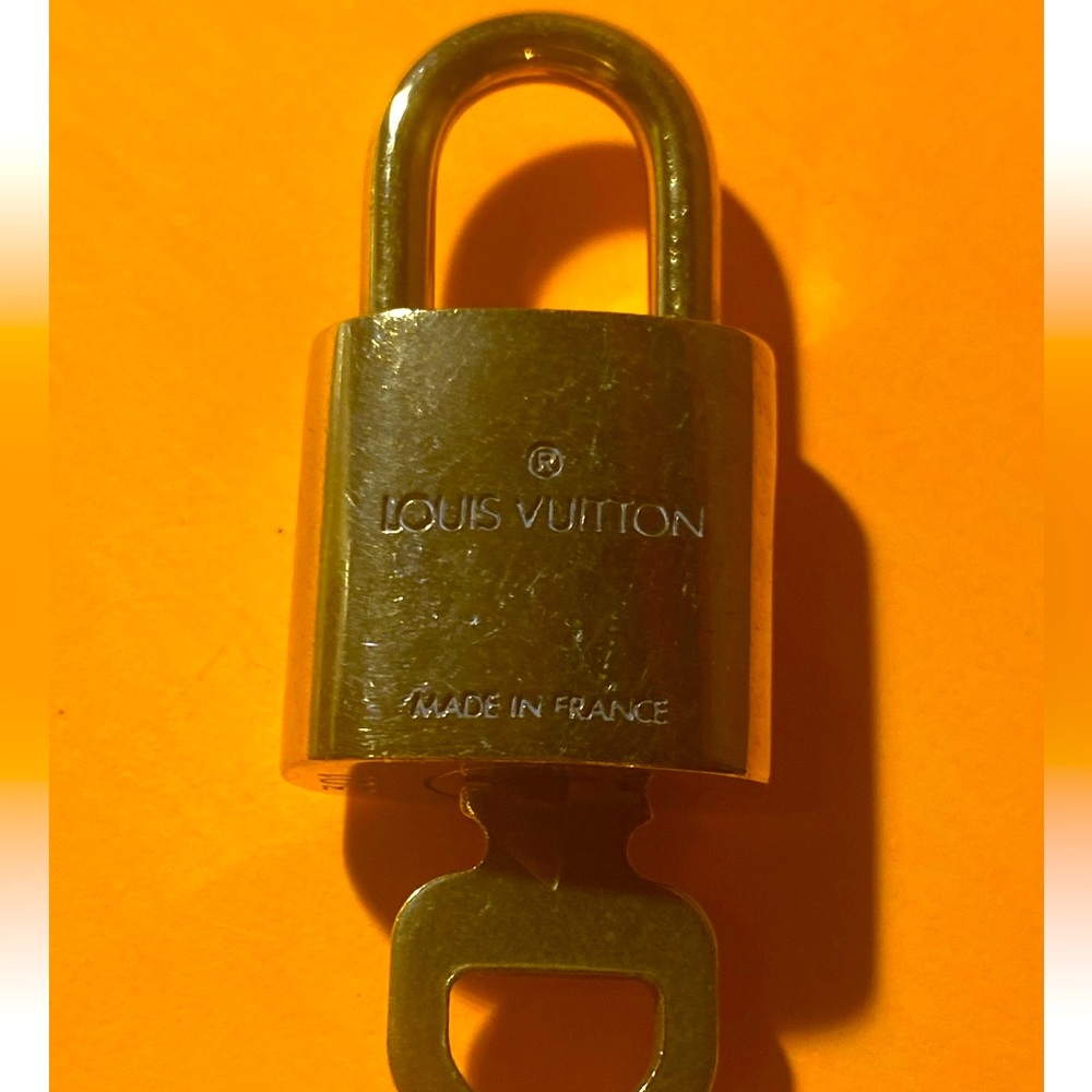 Authentic Louis Vuitton Padlock Lock & Key Set Brass 300 Series w/One Key